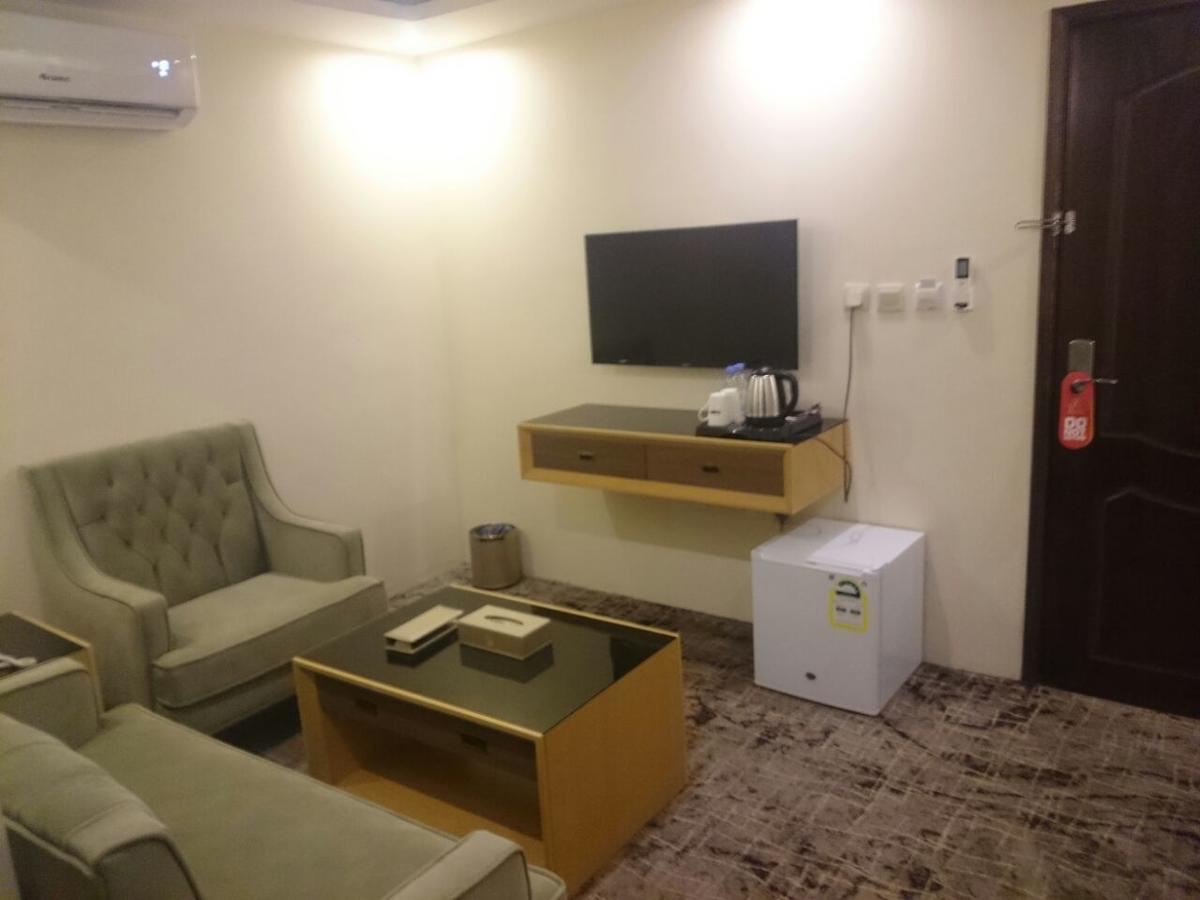 Lavona Inn Al Al Jubail Exterior foto